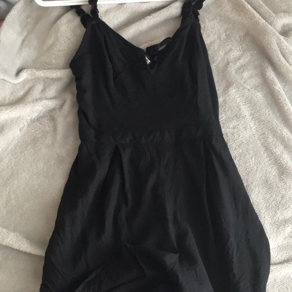 Hollister romper - Picture 3 of 4